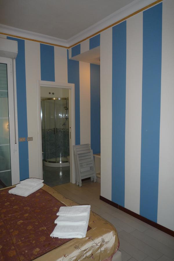 Hotel Villa Pina Milano Marittima Esterno foto