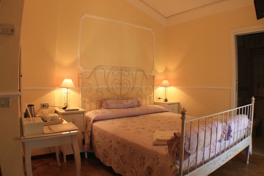 Hotel Villa Pina Milano Marittima Esterno foto